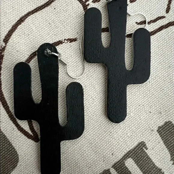 Earrings- multi-color lightweight cactus earrings. - Picture 4 of 4